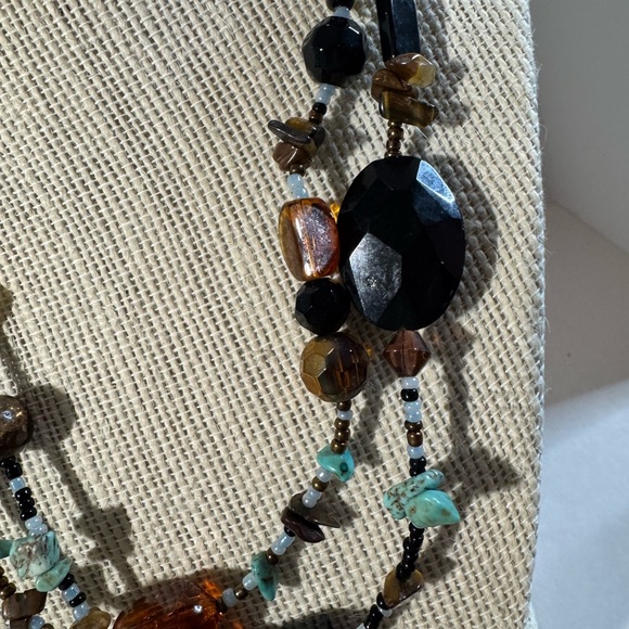 Beautiful 24” Double Strand Necklace with a 4” extender. (D-S) - Picture 3 of 6